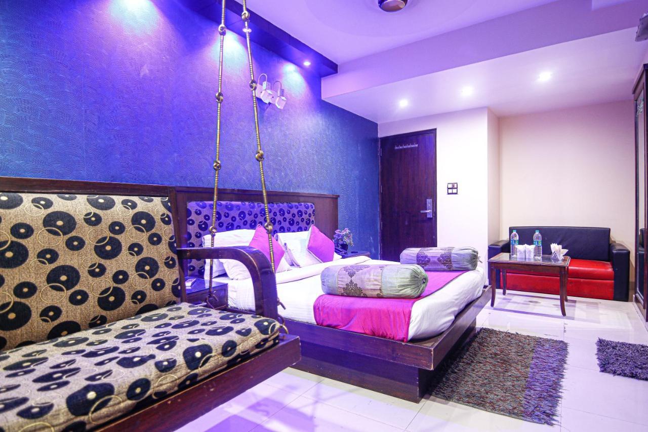 Hotel Shivdev International, Near New Delhi Railway Station Экстерьер фото