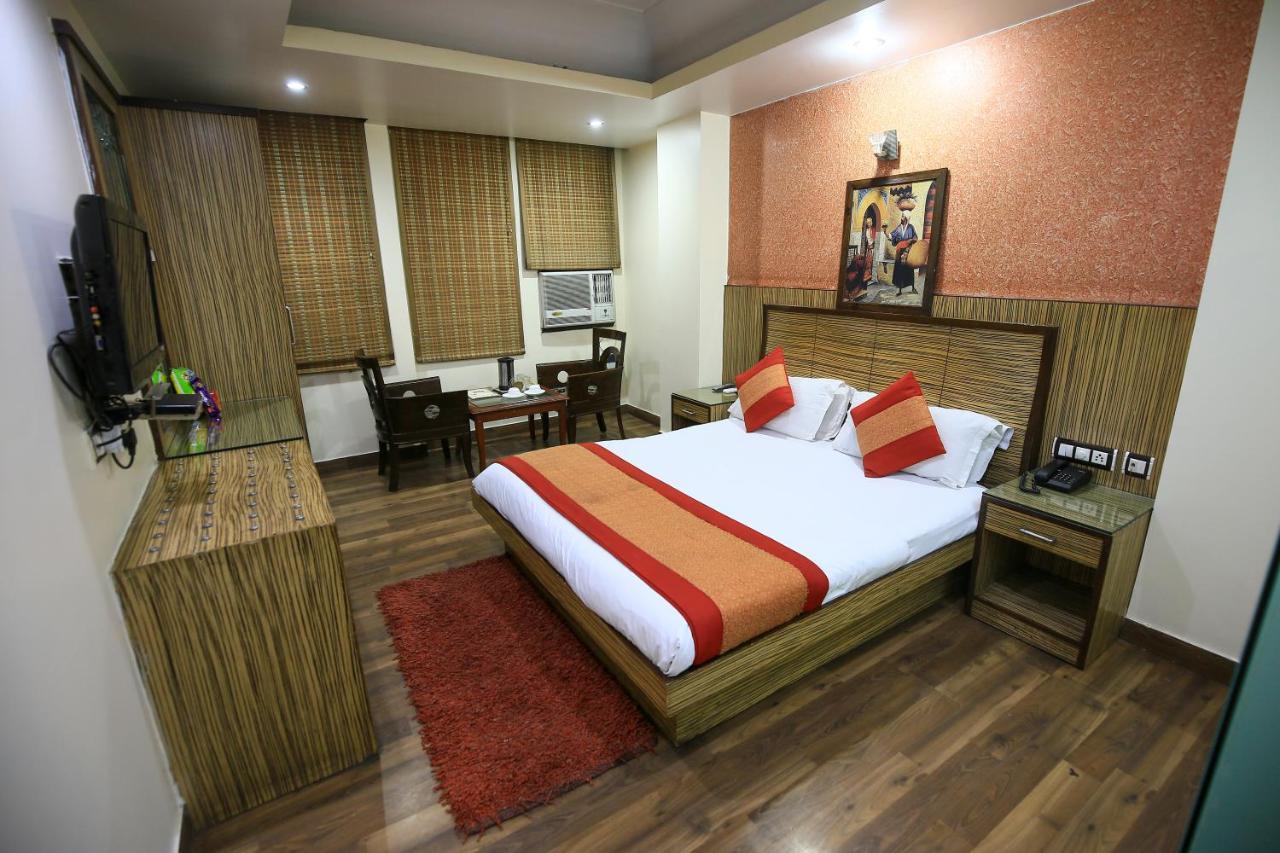 Hotel Shivdev International, Near New Delhi Railway Station Экстерьер фото